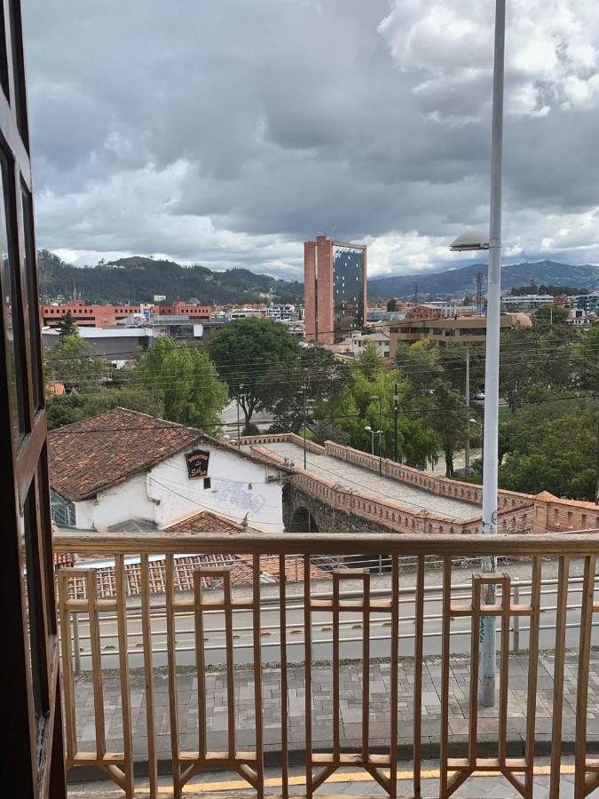 Hostel Santa Canela Cuenca Ngoại thất bức ảnh