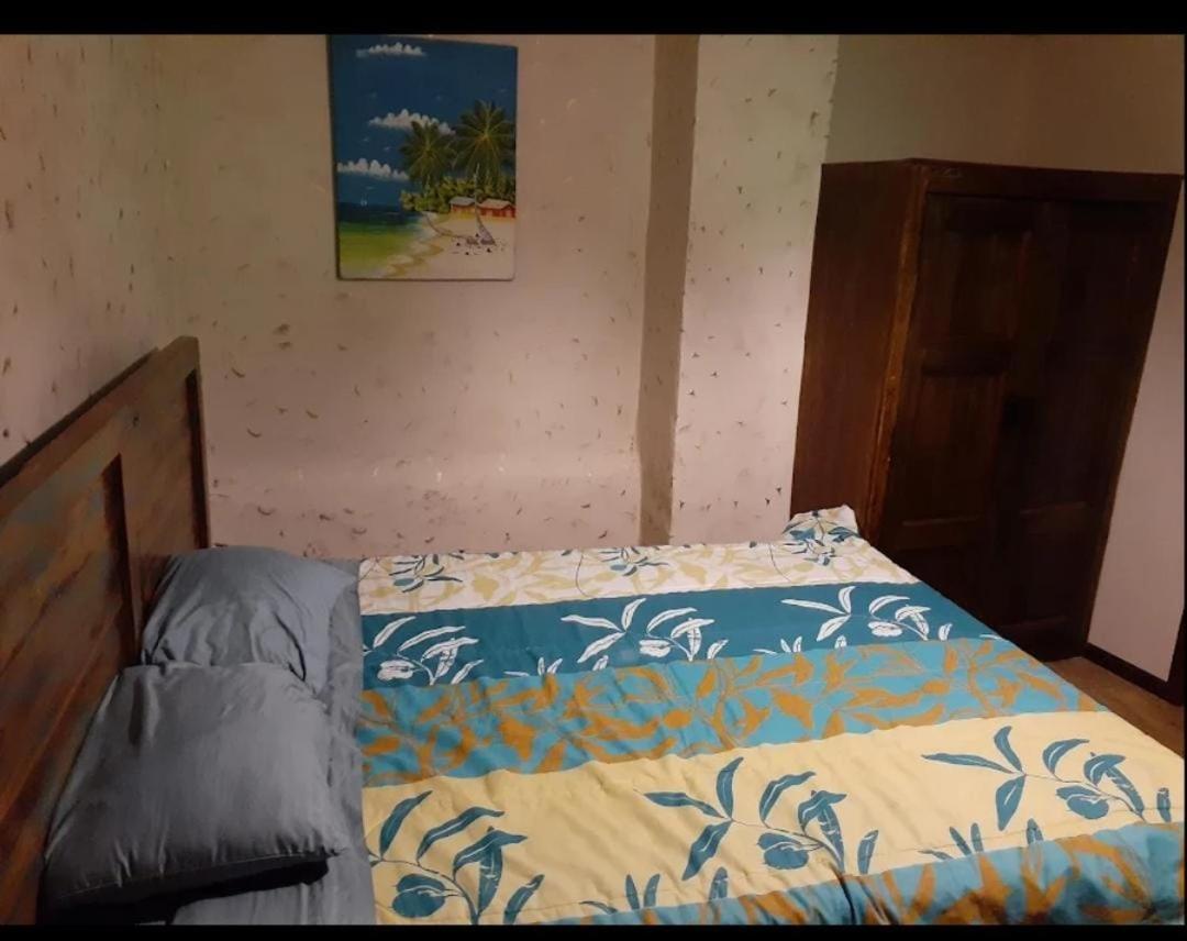 Hostel Santa Canela Cuenca Ngoại thất bức ảnh
