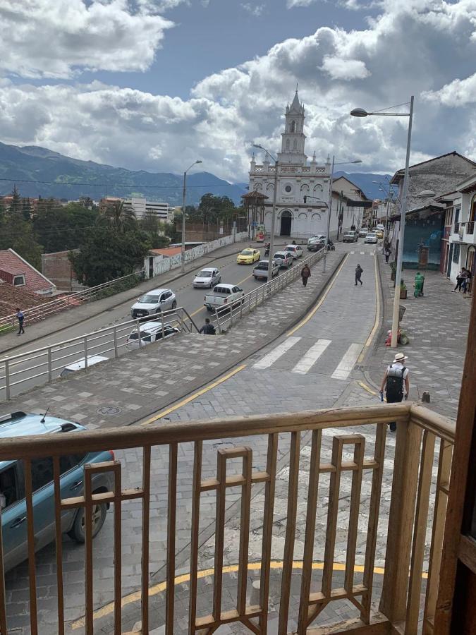 Hostel Santa Canela Cuenca Ngoại thất bức ảnh