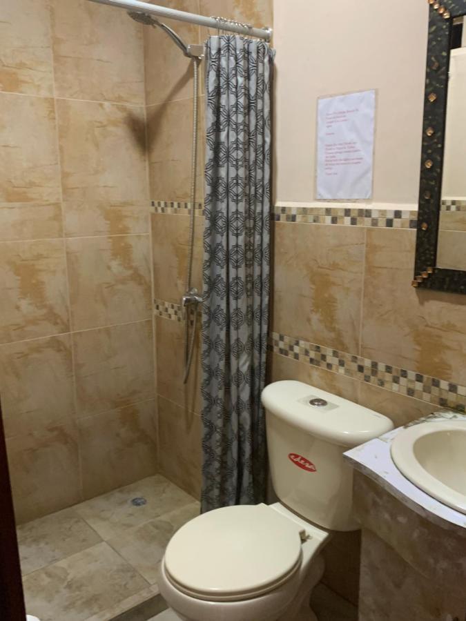 Hostel Santa Canela Cuenca Ngoại thất bức ảnh