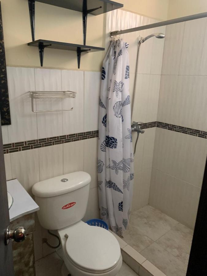 Hostel Santa Canela Cuenca Ngoại thất bức ảnh